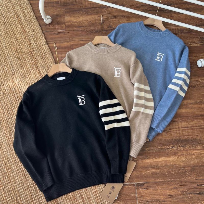 Burberry Dimensional Embroidered Knitted Sweater