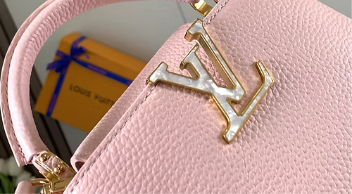 Louis Vuitton Capucines Pink Small