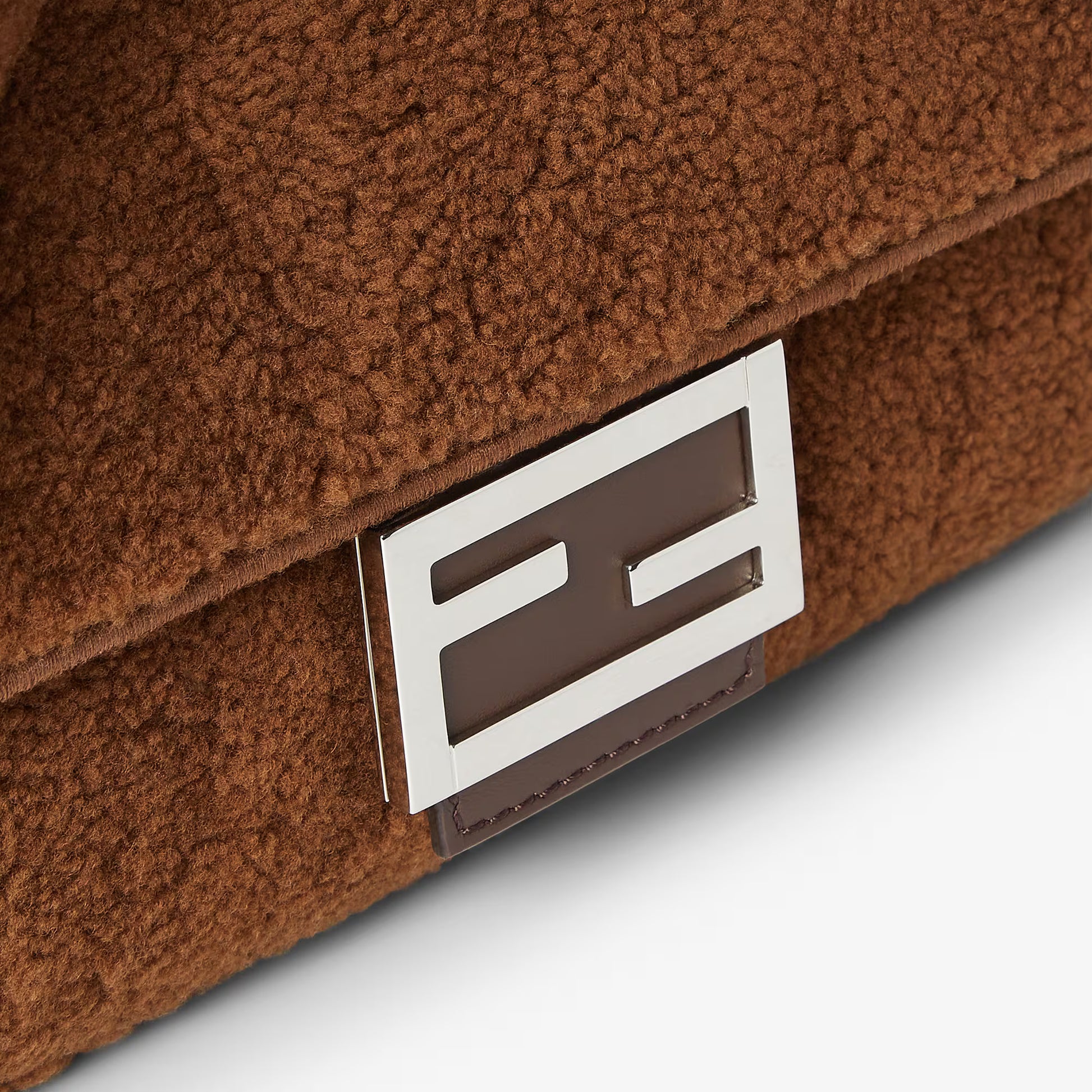 FENDI Regular Baguette