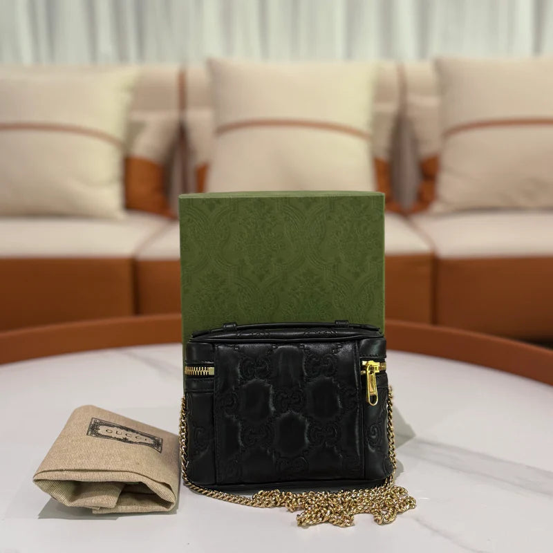 Gucci GG Matelasse Black Mini Cosmetic Case