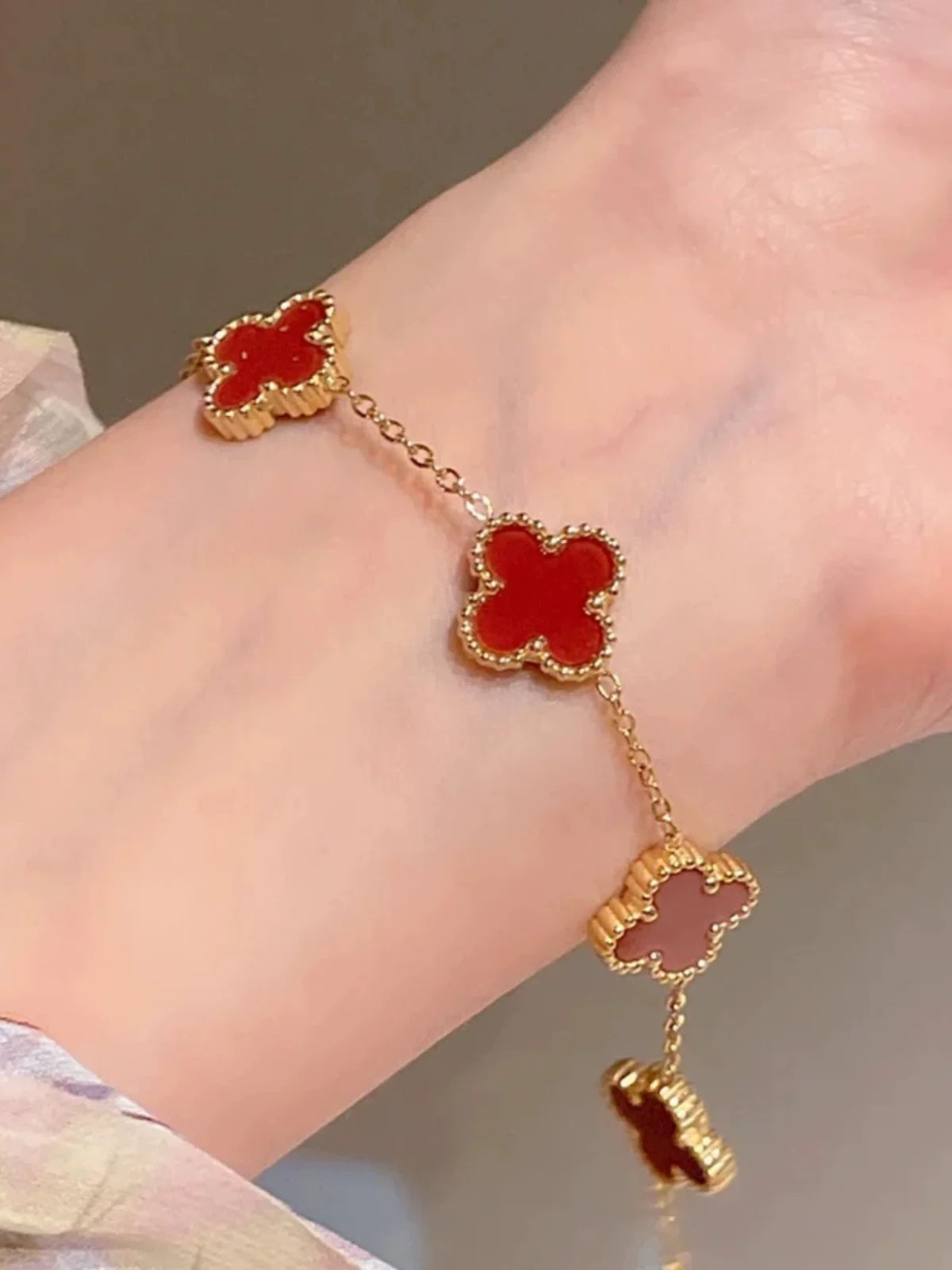 Red clover chain bracelet