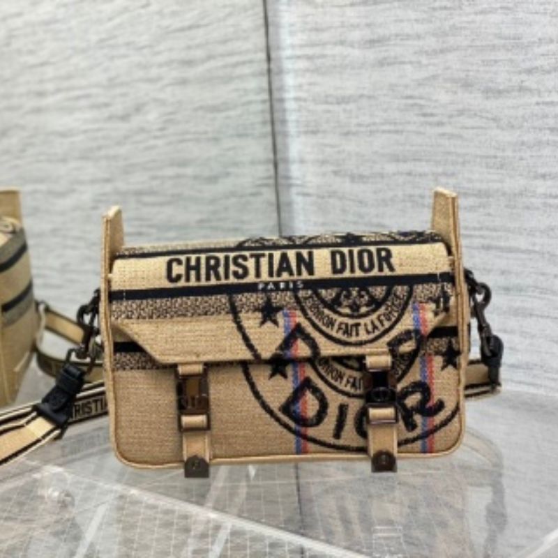 Jute Emblem Messenger Bag