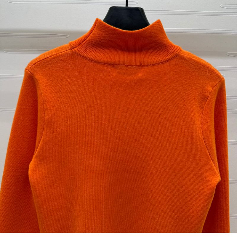 Solid Color Logo Knitted Long-Sleeved Sweatshirt