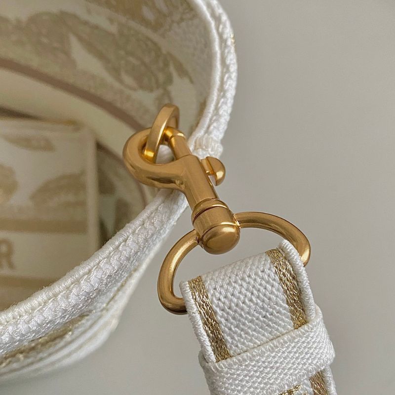 Dior Hat Basket White Gold-Tone Macrocannage Embroidery Bag