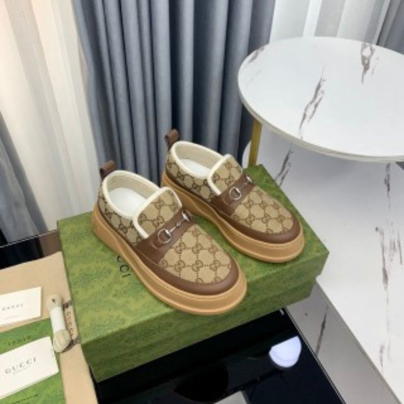 Gucci 2021 Unisex Casual White Sneakers