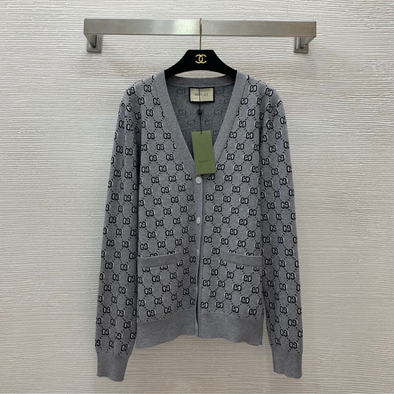 Gucci Double Print V-Neck Knitted Cardigan