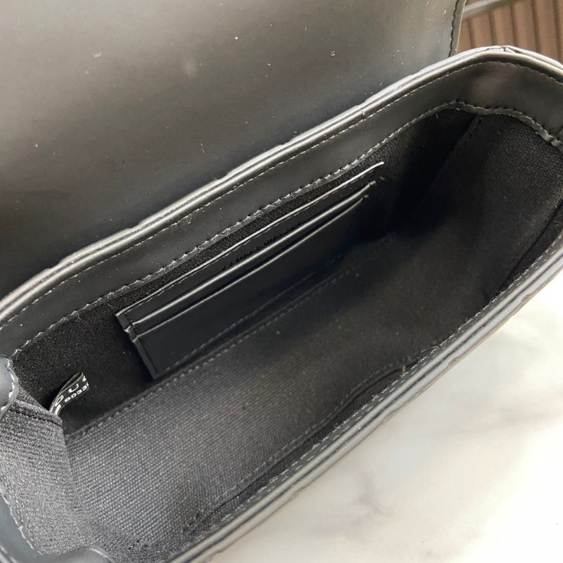 Gucci Genuine Leather Handbag