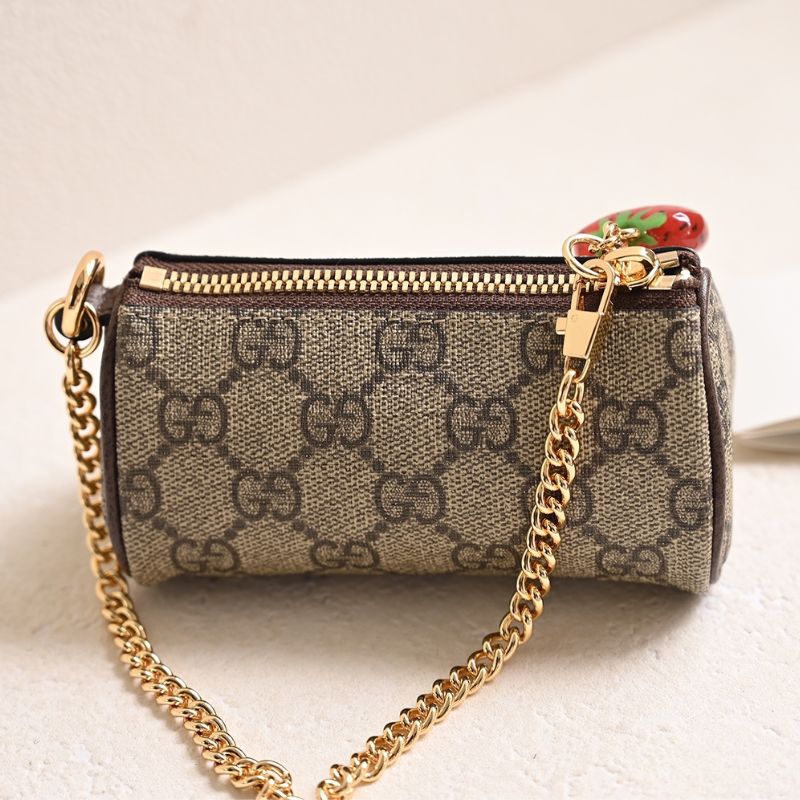 Gucci Strawburry Purse Wallet