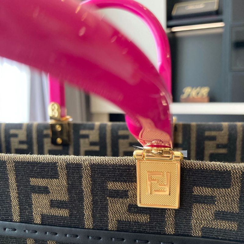 Fendi Sunshine Shopper Large Tote Bag