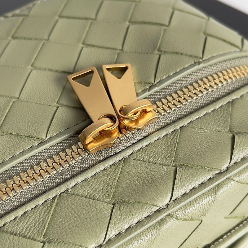 BV Bang Vanity Case Bag
