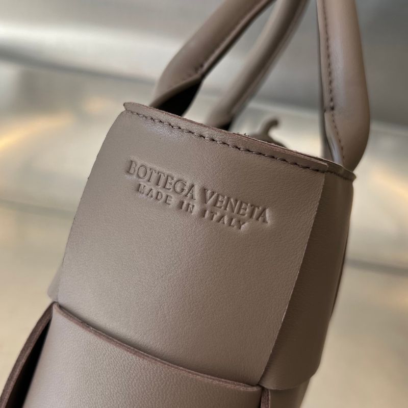BV Candy Arco Bag