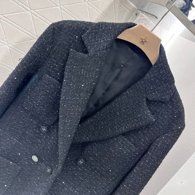Chanel Wool Gun Lapel Shoulder Pad Suit