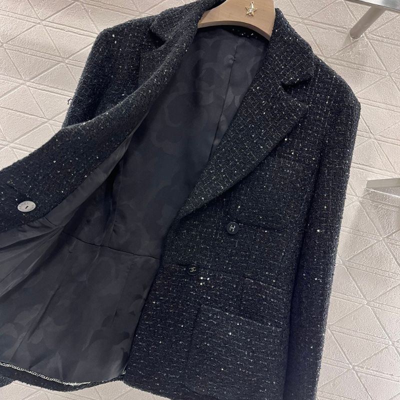 Chanel Wool Gun Lapel Shoulder Pad Suit