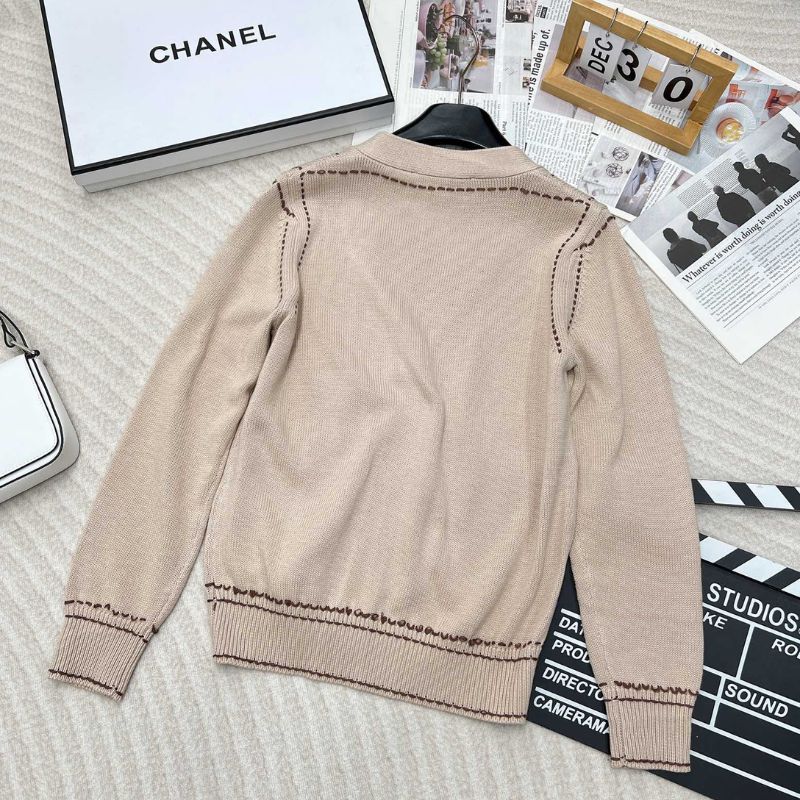 Louis Vuitton Thick Rope Drawn Needle Wool V-Neck Cardigan