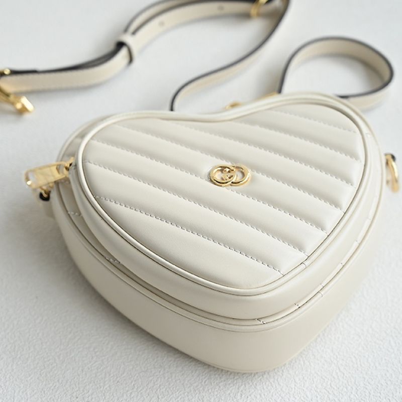Gucci Elegant Heart Crossbody Bag