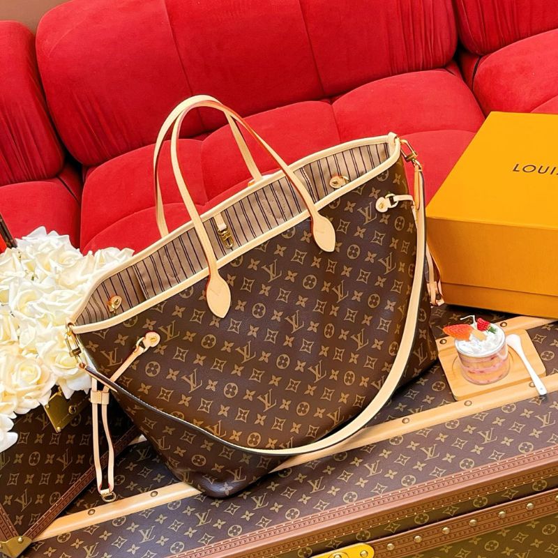 LV Neverfull Bandouliere Inside Out GM Bag