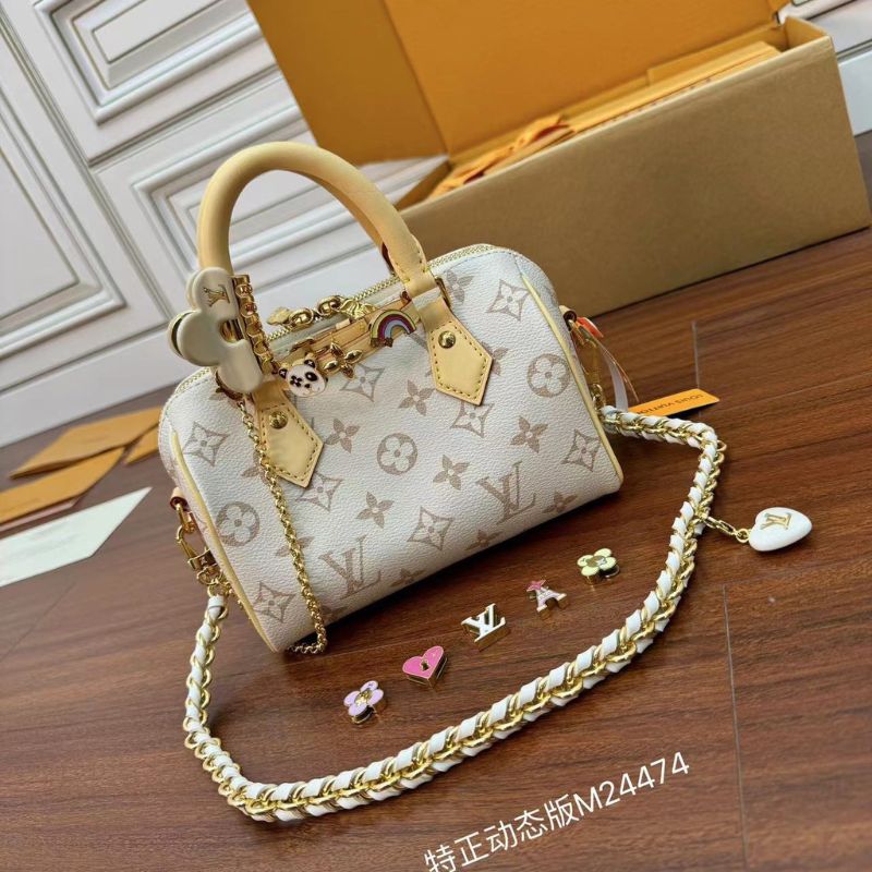 LV Speedy Bandouliere 18 Bag