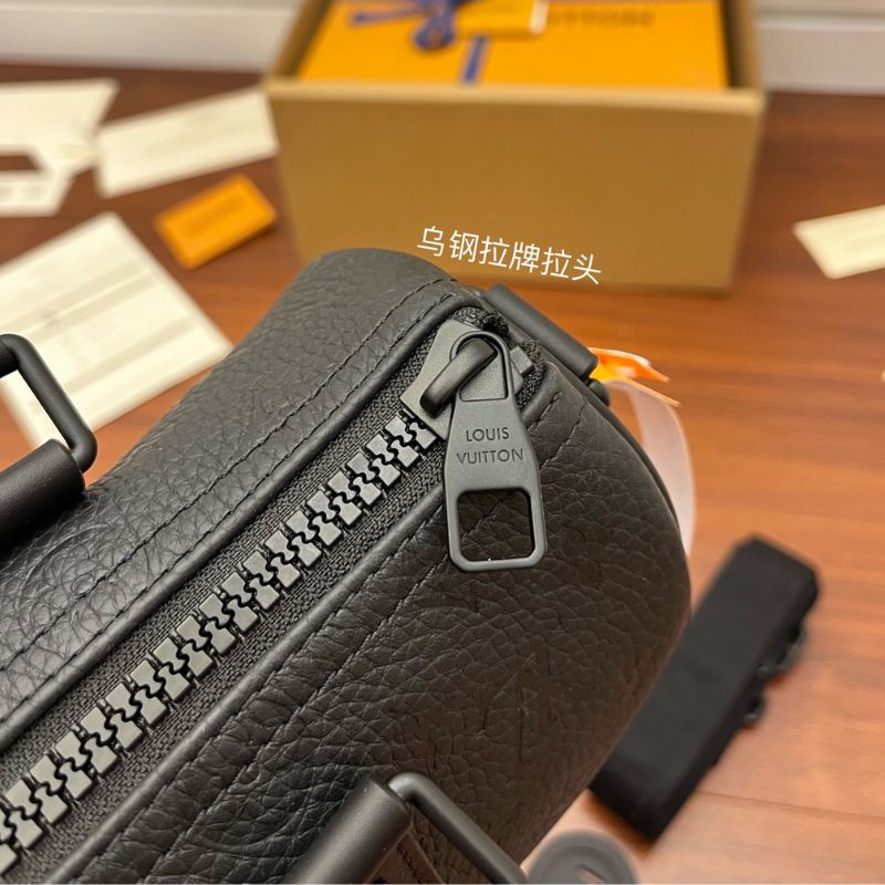 Louis Vuitton Keepall Bandouliere 25 Black Taurillon Bag