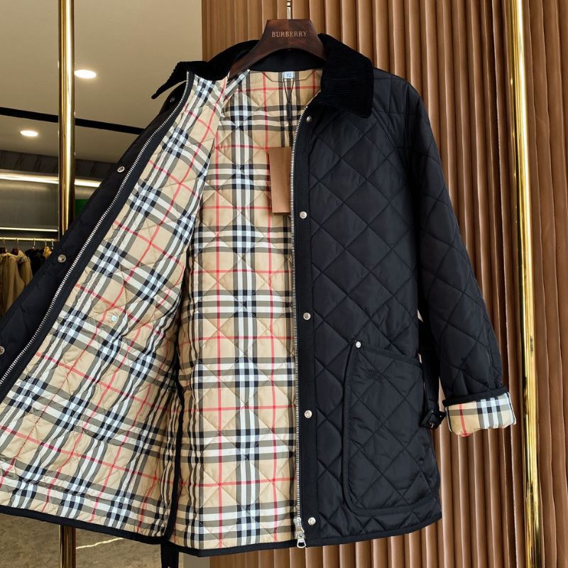 Burberry Warhorse Belt Diamond Quilted Nylon Coat
