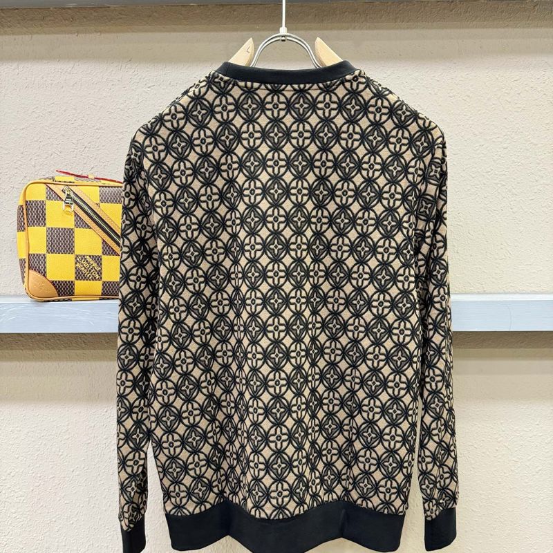 Louis Vuitton Classic Logo Long-Sleeve T-Shirt