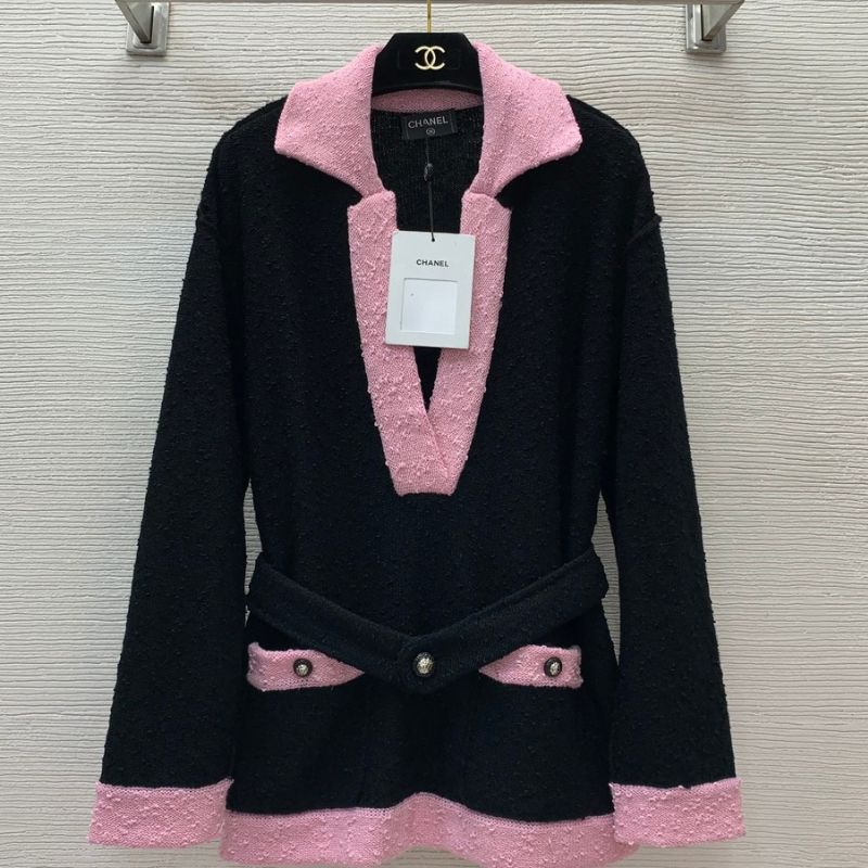 Chanel Contrast Stitching V-Lapel Knitted Sweater