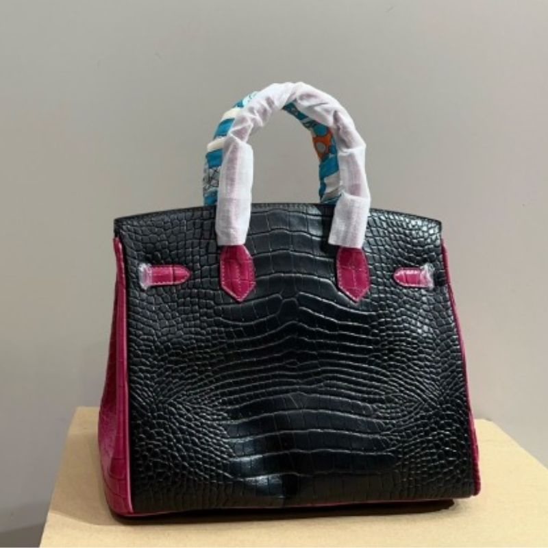 Hermes Elegant Commuter Kelly Bag