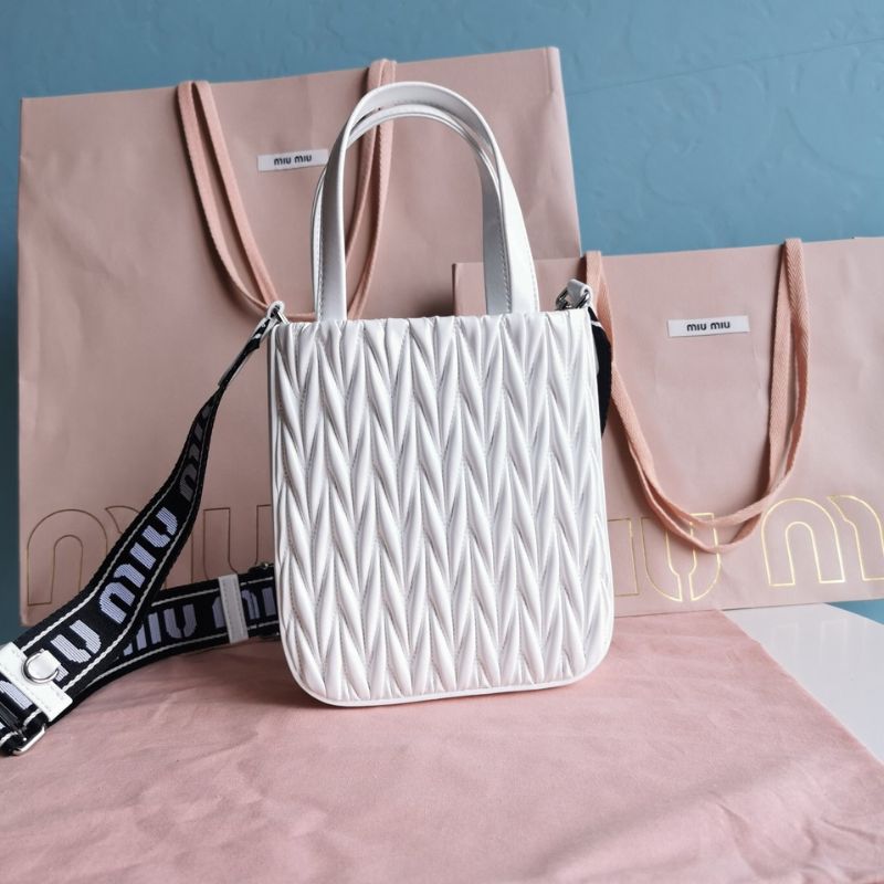 Miu Miu Matelasse Motif Sire Handbag