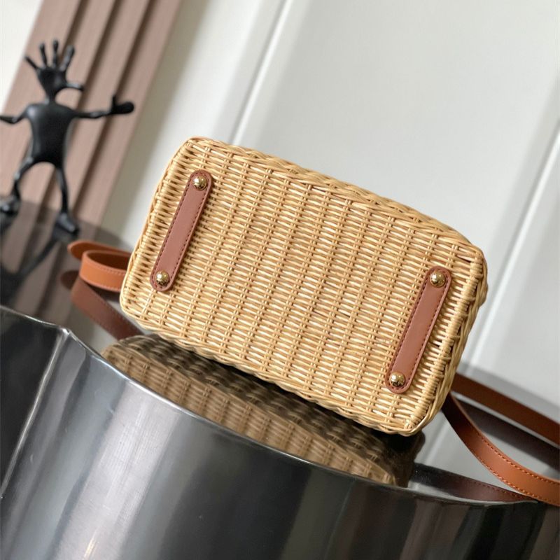Louis Vuitton Capucines BB Capucines Handbag