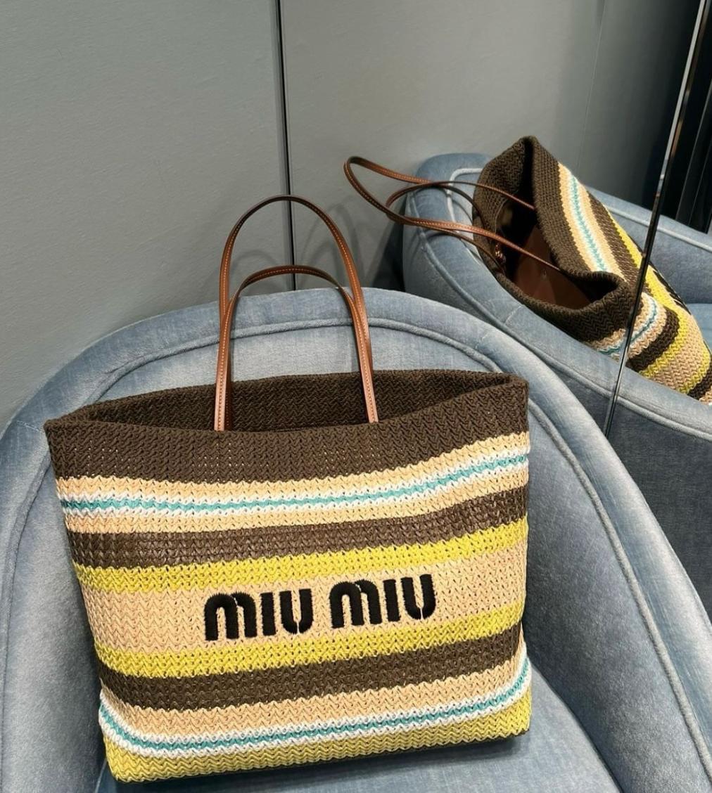 Miu Miu Raffia-effect woven tote bag