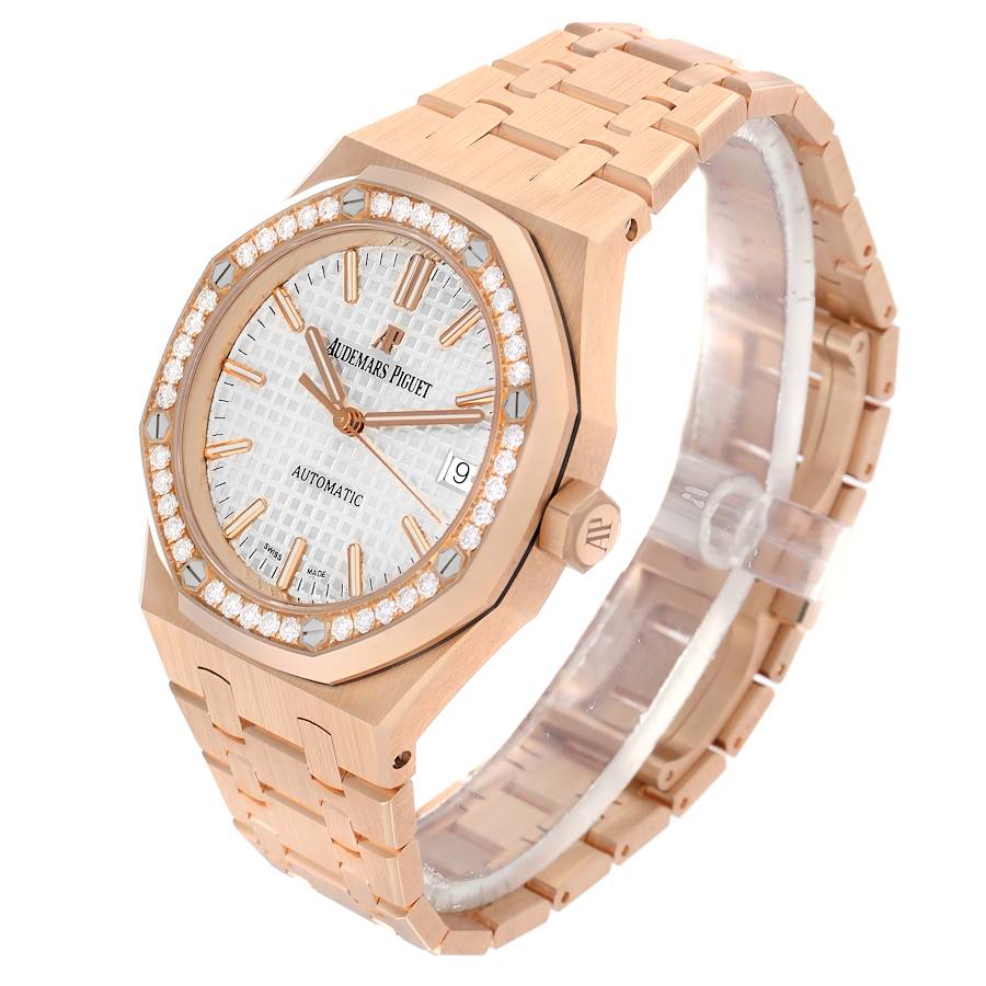AP Royal Everose
