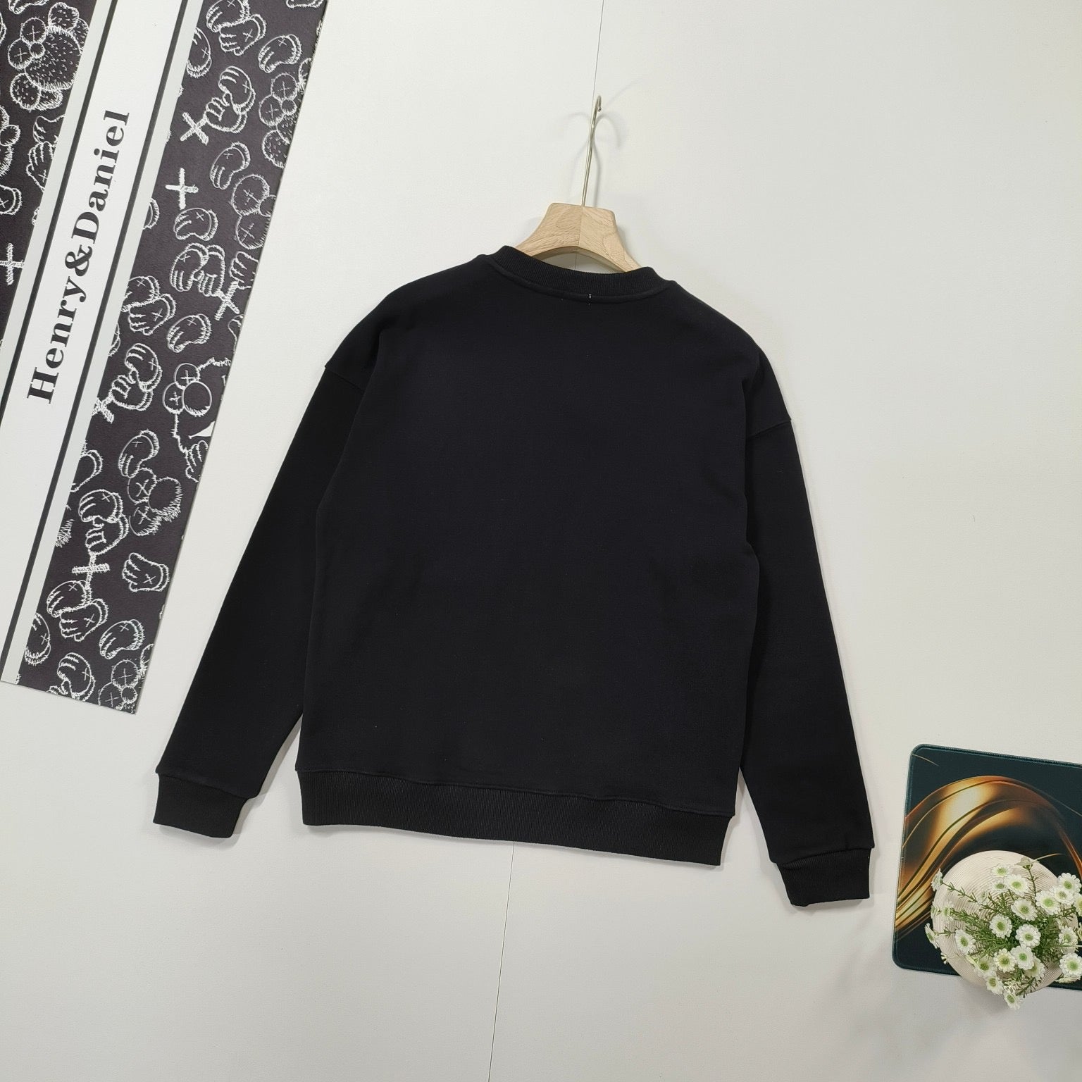 Loewe New Pocket Embroidered Logo Round Neck Sweatshirt