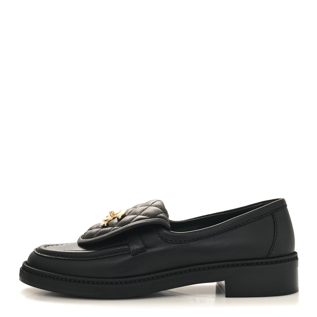 Chanel CC Turnlock Loafers Black