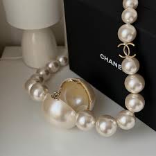 Chanel pearl Bag