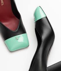 Chanel Pumps Black