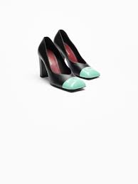 Chanel Pumps Black