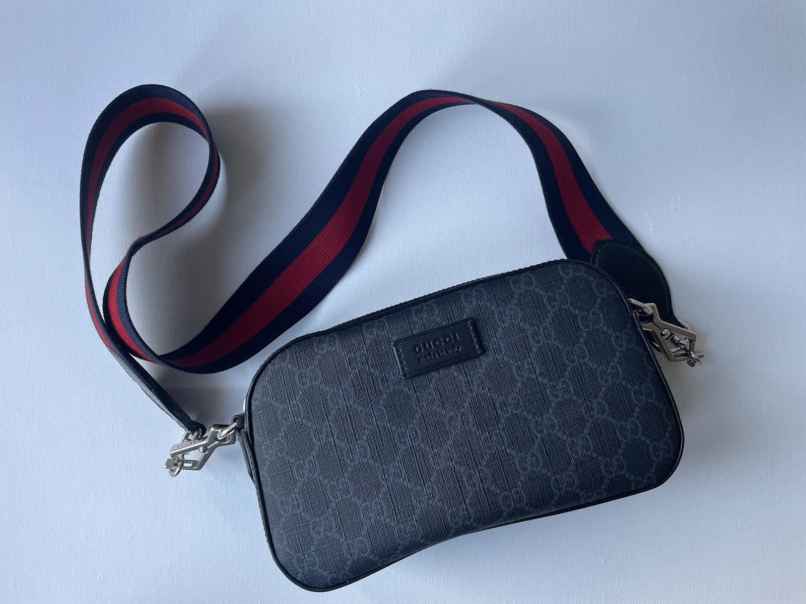 Gucci GG Supreme Shoulder Bag