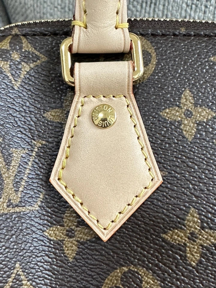 Brand New LOUIS VUITTON Speedy